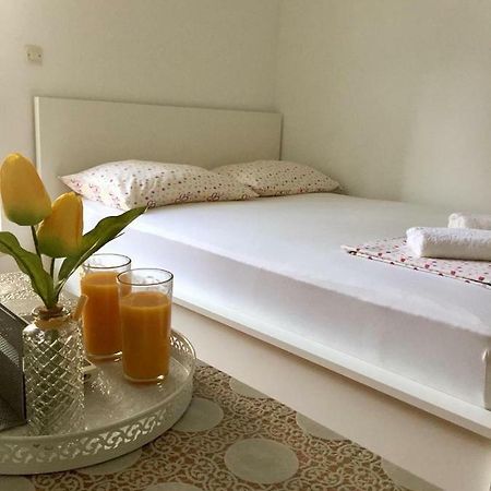 Apartment Jelas Макарска Екстериор снимка