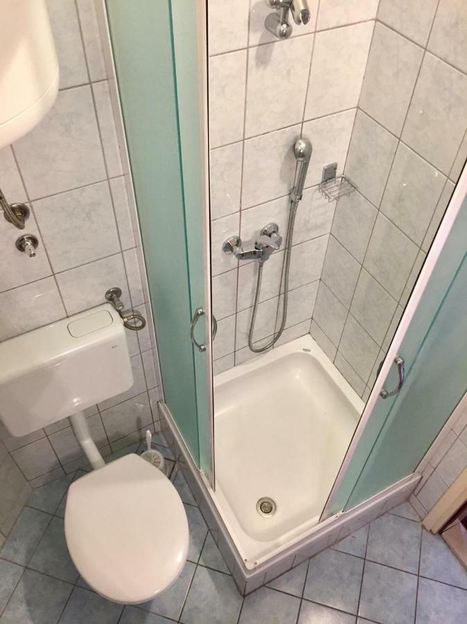 Apartment Jelas Макарска Екстериор снимка